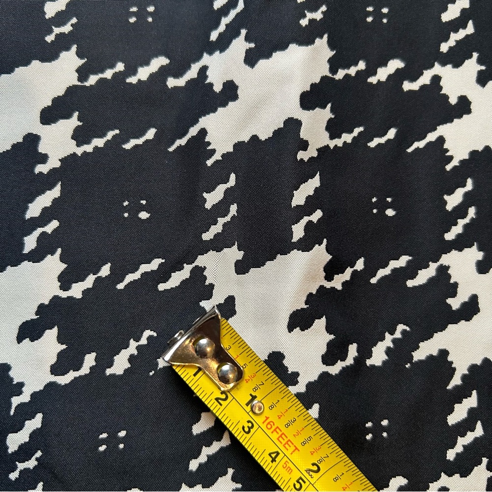 MaxMara weekend- Black and White Houndstooth mini Pencil Skirt- size 4 - Picture 14 of 16
